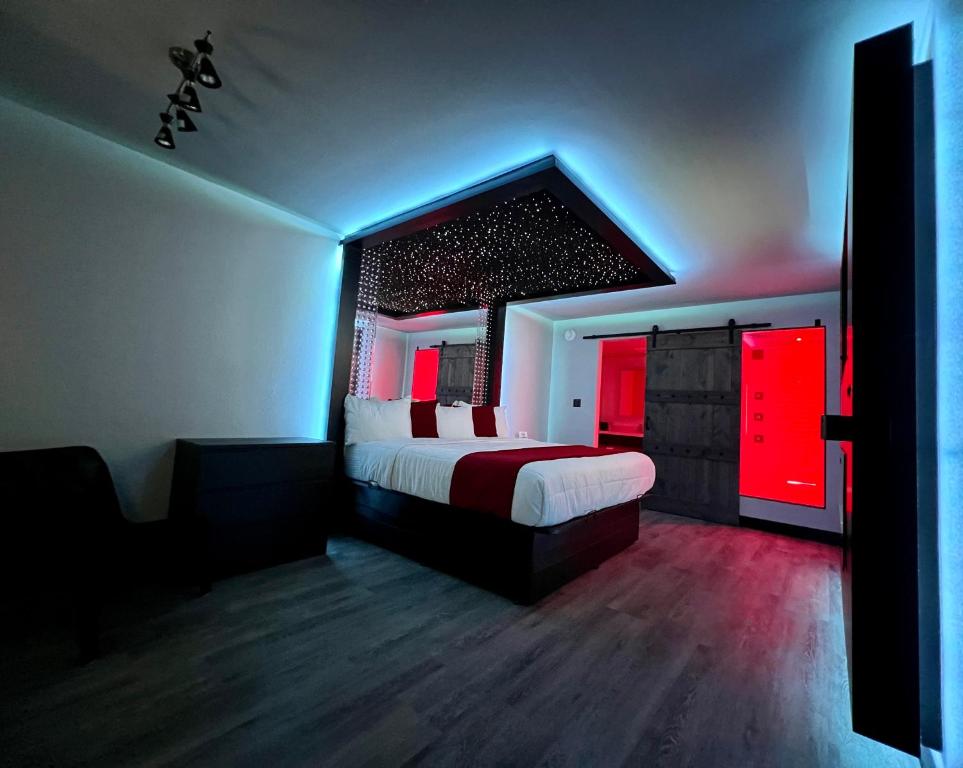 Imperial Suites, Adults Only photo