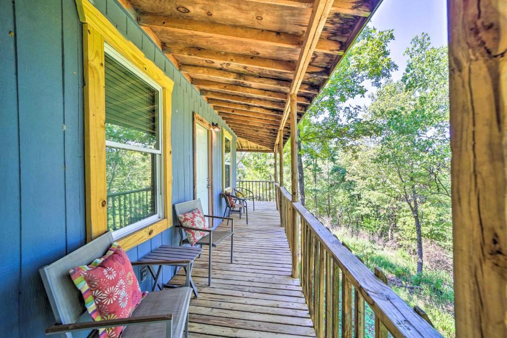 Gallery image of Mountainburg Apt Less Than 5 Mi to Lake Fort Smith! in Chester