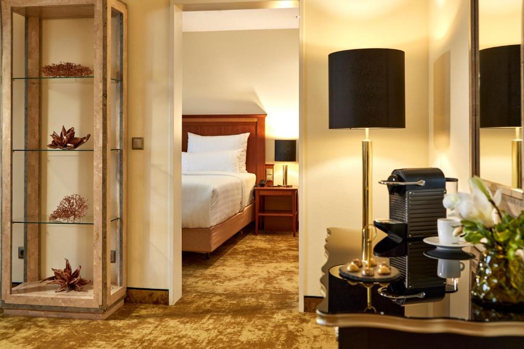 Das Carls Hotel - Resim 41