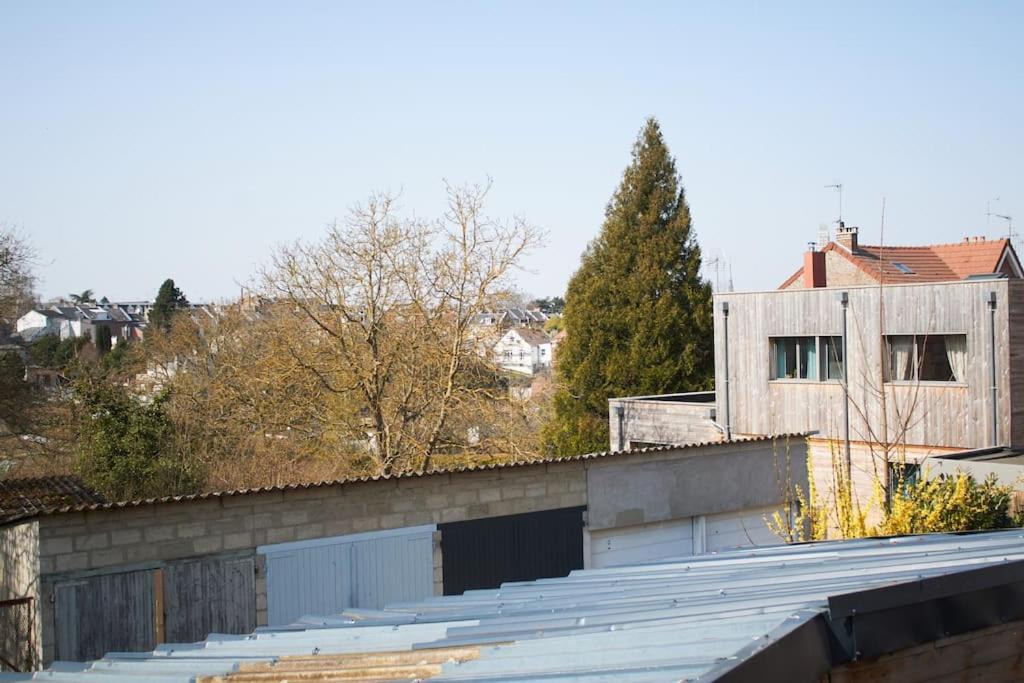 Budova, v ktorej sa apartmán nachádza