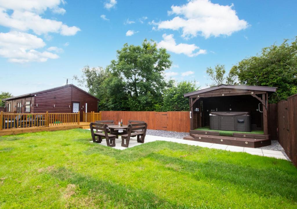 Crofty Retreat - Housity