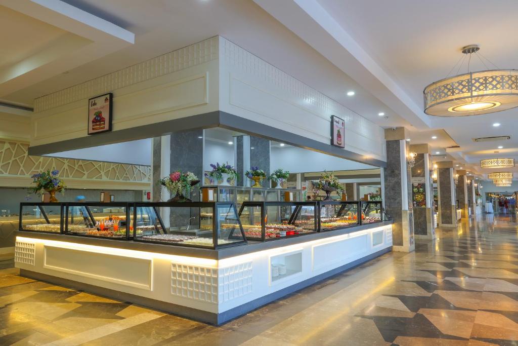 Restaurace v ubytování Crystal Waterworld Resort & Spa - Ultimate All Inclusive