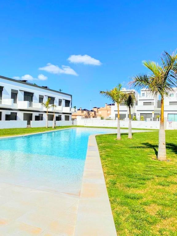 Zen Life Torre de la Horadada by Villas&You, Torre de la ...