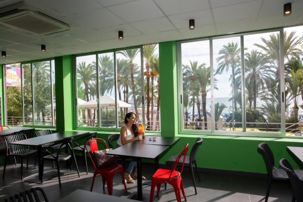 Ресторан / где поесть в Casual Pop Art Benidorm
