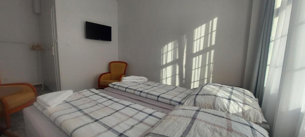 Hostel Centrum-Kamienica 1924 - Superior Triple Room