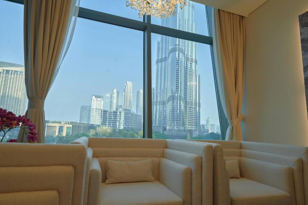 Posezení v ubytování Magnificent Stunning 3 BR With Burj Khalifa View