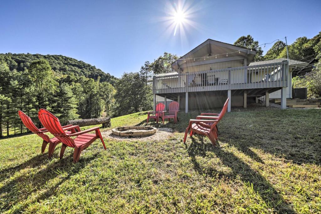 Holiday home Updated Canton Cabin with Decks Near Hiking!, USA