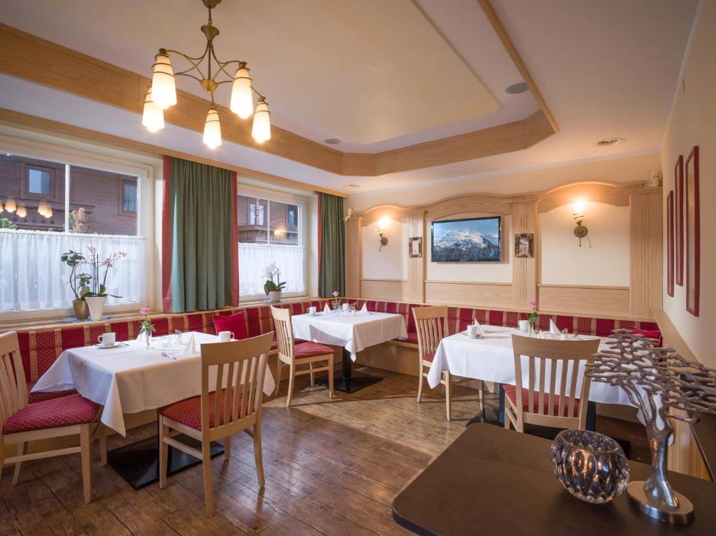 Predel za sedenje v nastanitvi Hotel Kössler