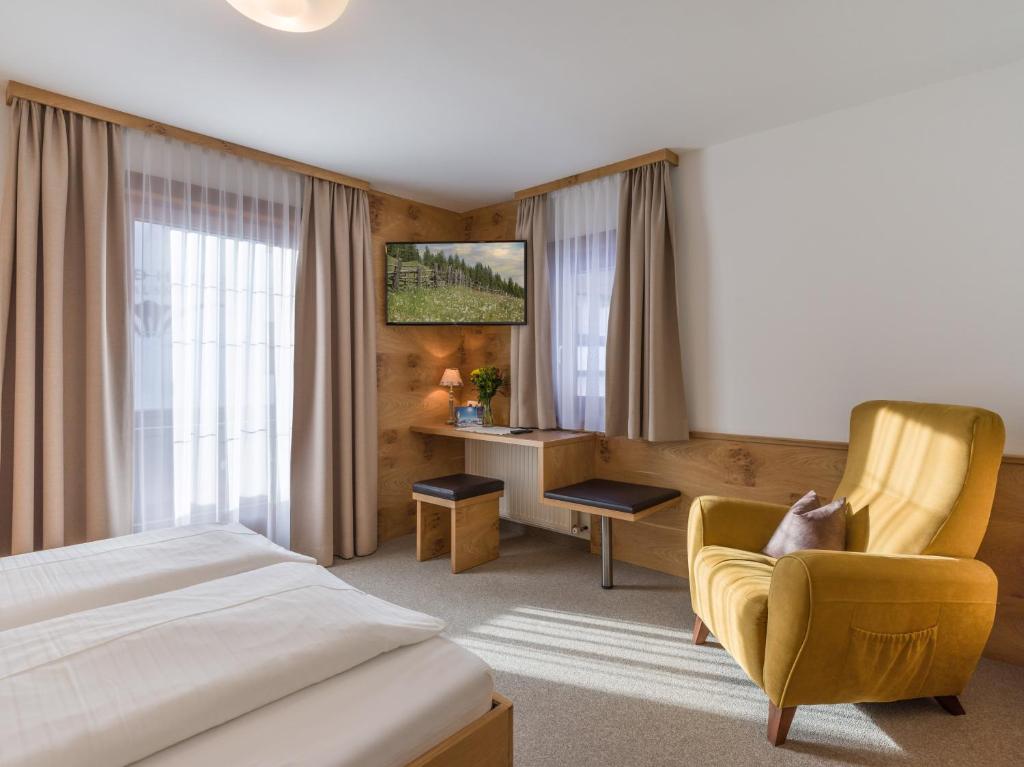 TV in/ali zabaviščno središče v nastanitvi Hotel Kössler