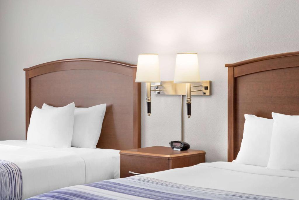 AmericInn by Wyndham Bemidji - Habitación Con 2 Camas Grandes - No Fumadores