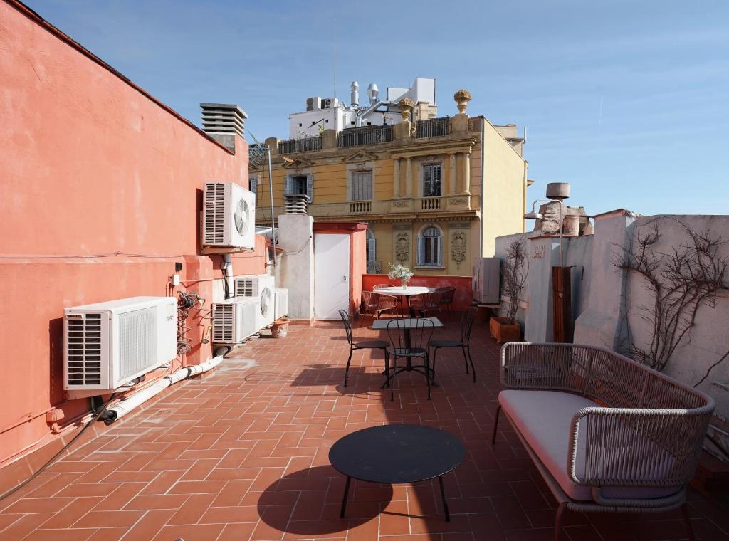 A balcony or terrace at Numa Barcelona Seda
