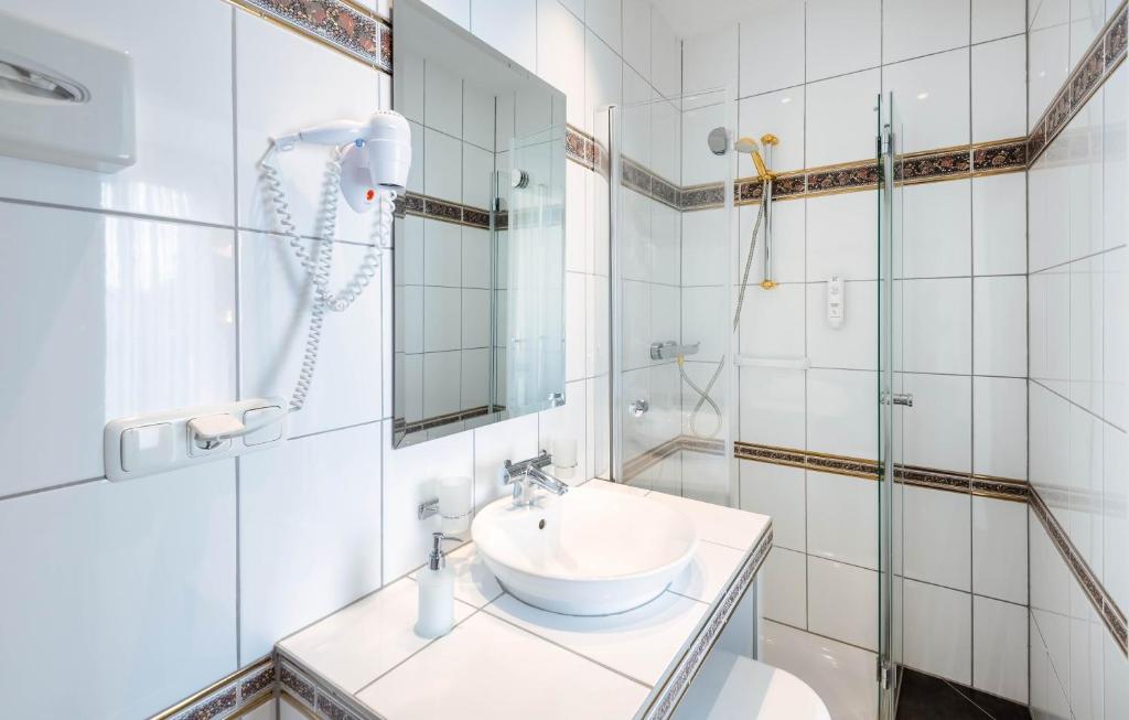 ALPHA HOTEL Hermann von Salza - Single Room