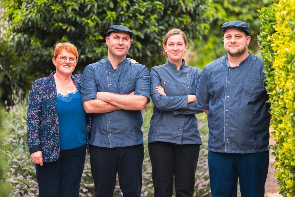 Hosté ubytování Logis Hôtel & Restaurant - Les Hauts de Montreuil