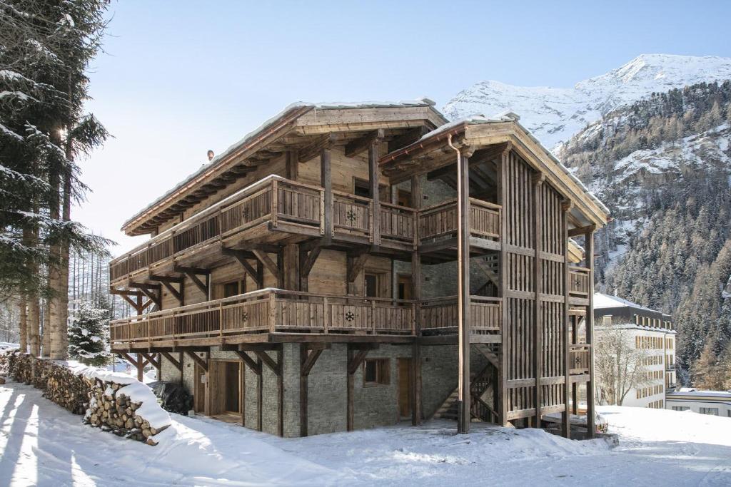 Nespecifikovaný výhled na hory nebo výhled na hory při pohledu z apartmánu