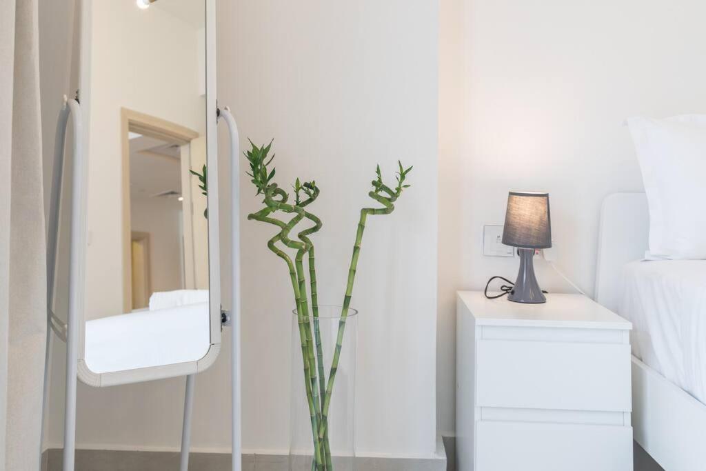 Φωτογραφία από το άλμπουμ του Restful apartment with private terrace by the pool στο Ντουμπάι