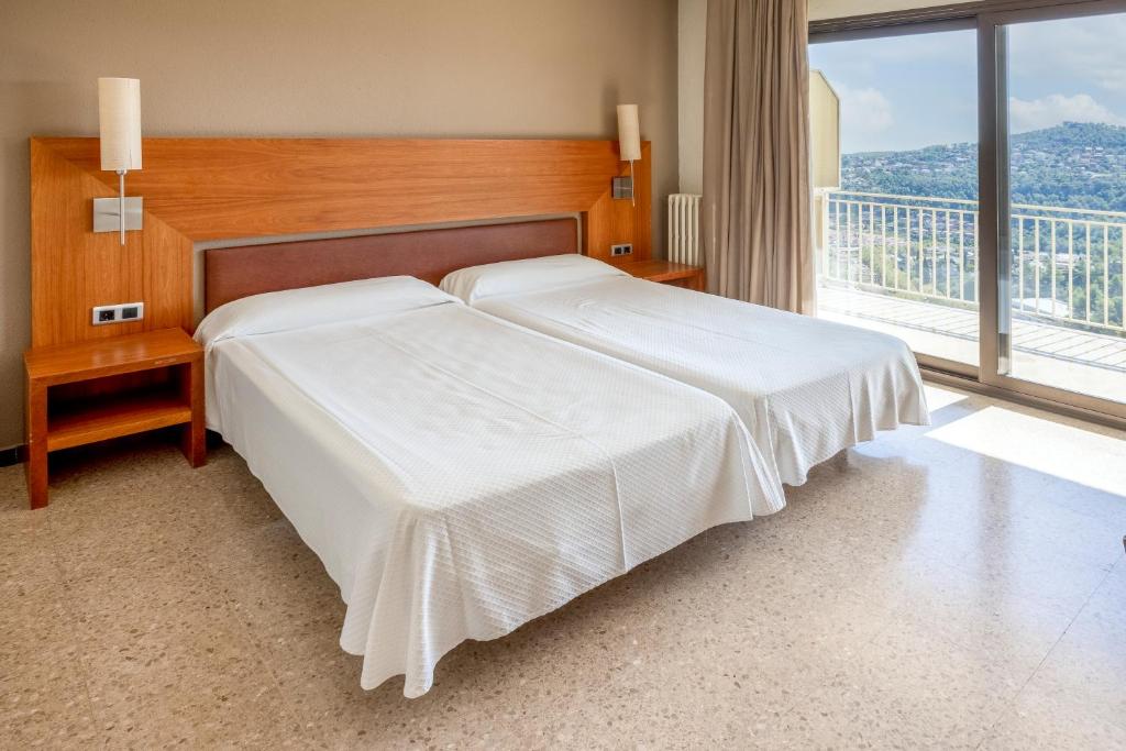 Can Fisa Hotel & Apartments - Family Room (3 Adults)