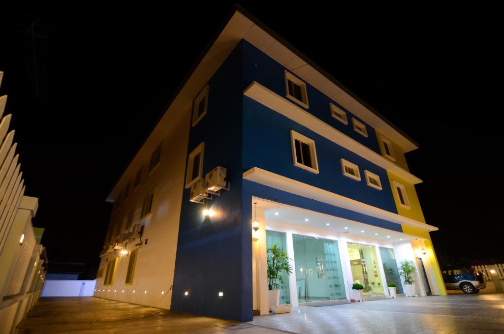 Budova, kde se hotel nachází