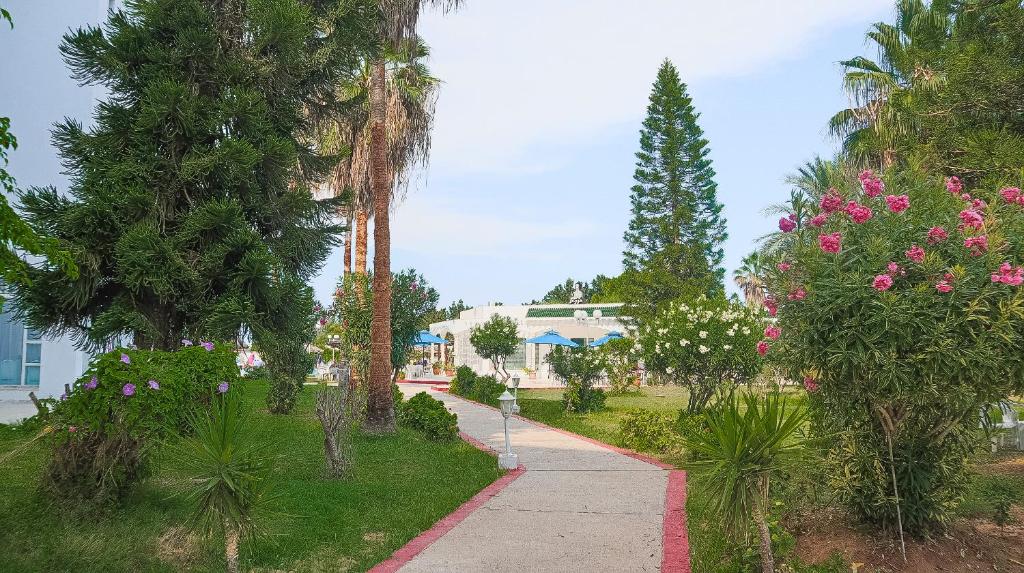Zahrada ubytování Hotel Royal Jinene Sousse
