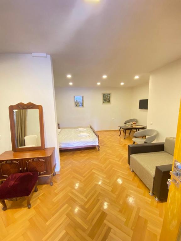 Postel nebo postele na pokoji v ubytování K&N Guesthouse