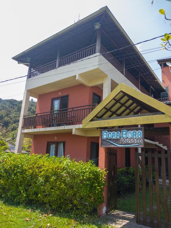 Budova, kde se penzion – hostinec nachází