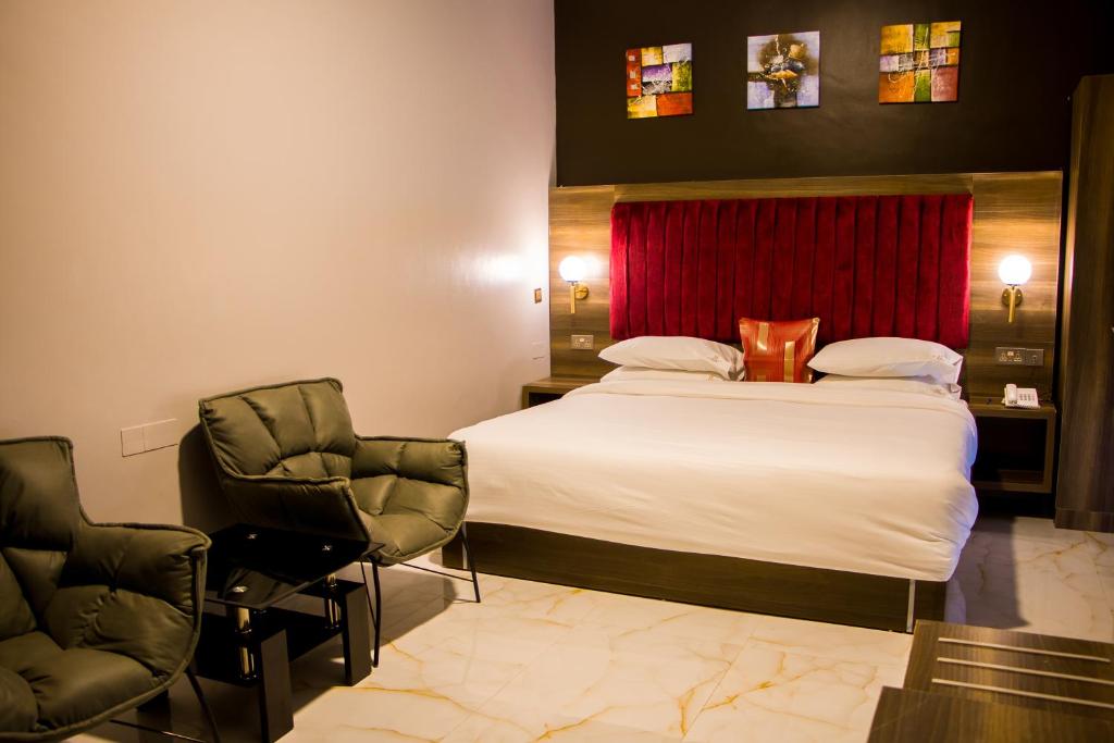 Hotel Horizon Entebbe - デラックスキングルーム