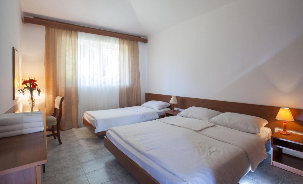 Фотография из галереи HTP Velika Plaža Ulcinj в Улцине