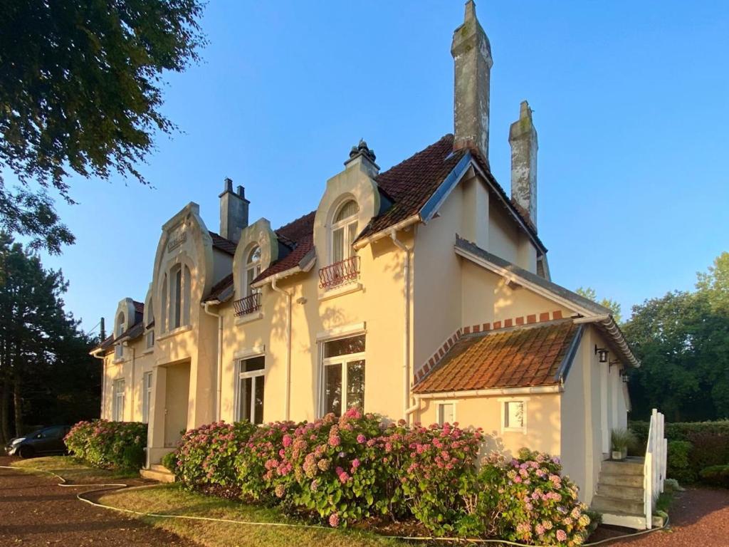 Gîte à Saint-Étienne-au-Mont avec jardin privatif, cheminée, WiFi et animaux admis - FR-1-376-77 - Holiday Home (5 Adults)