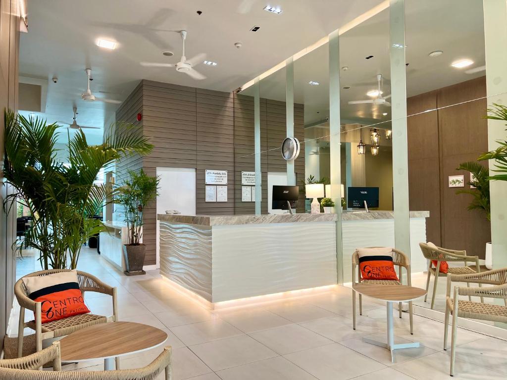 Centro One Patong - Resim 3