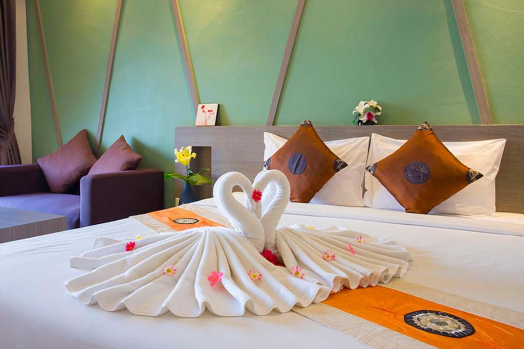 Aurora Resort Khao Yai - Studio Met Bergaanzicht - - Pitunia A