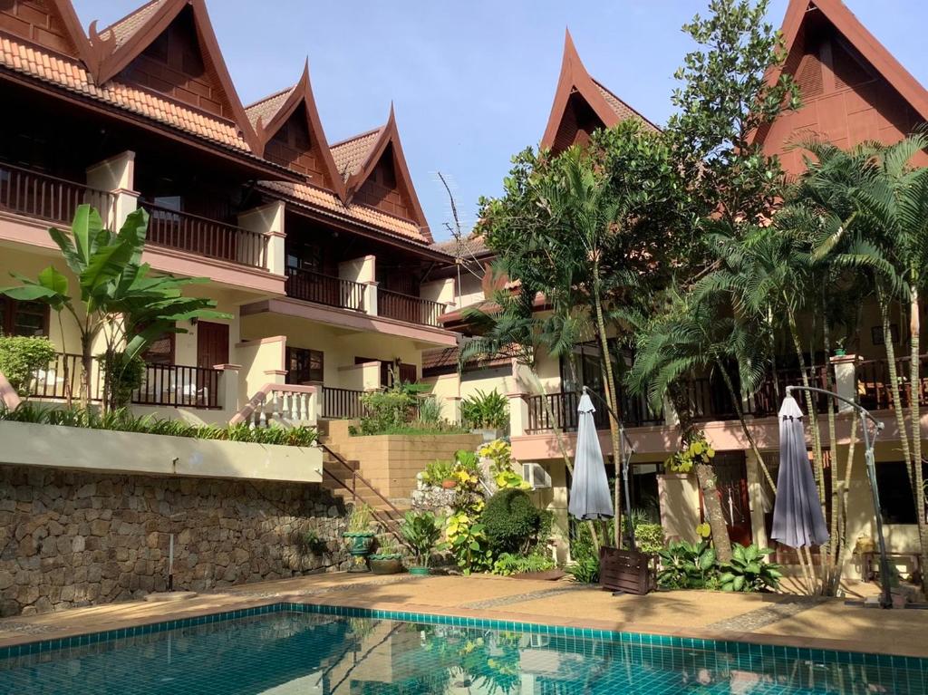 Kata Interhouse Resort by Haii Collection - Resim 4