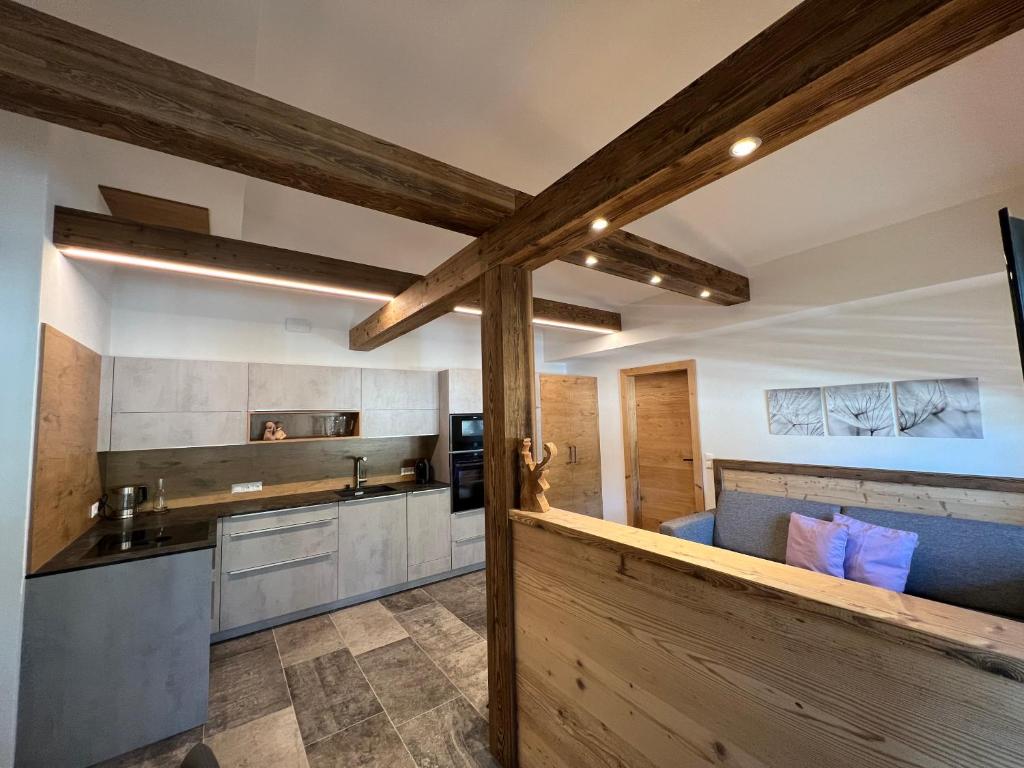 Kuchyň nebo kuchyňský kout v ubytování Inn-Apartments