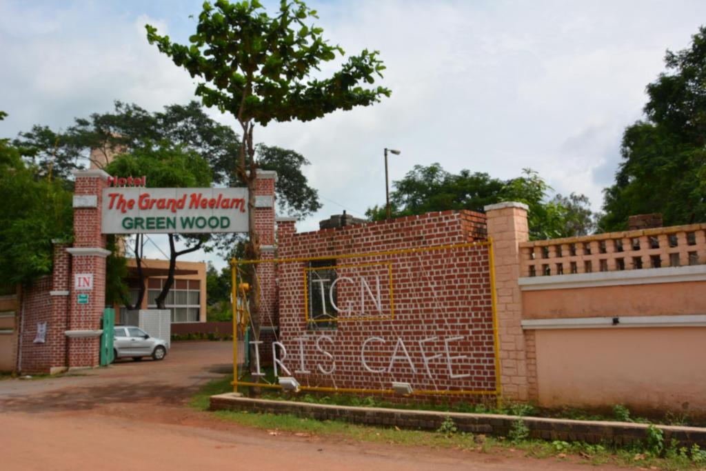 The Grand Neelam - Housity