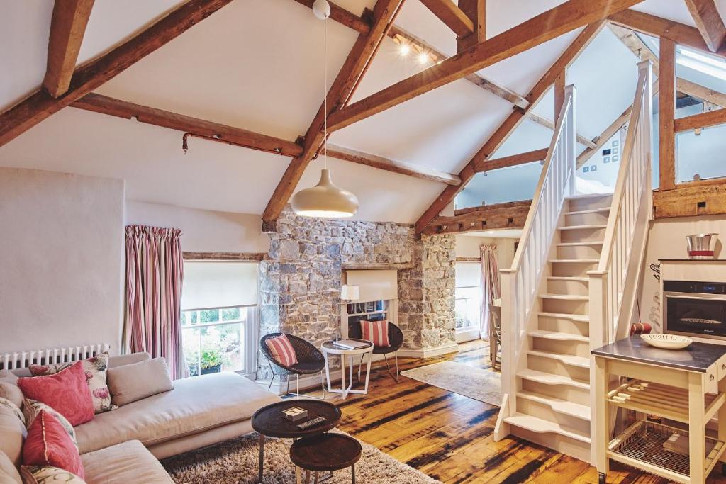 Lotus Cottage