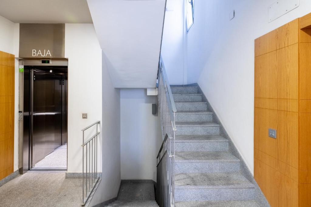 Zdjęcie z galerii obiektu Veoapartment Rastro w Sewilli