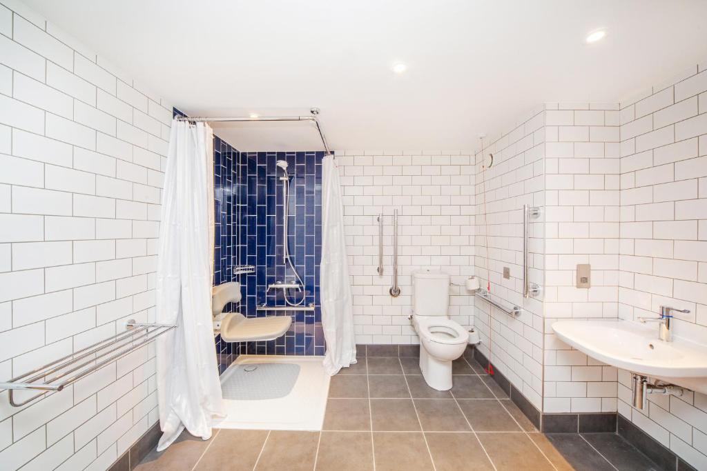 Holiday Inn Reading South M4 Jct 11, an IHG Hotel - 