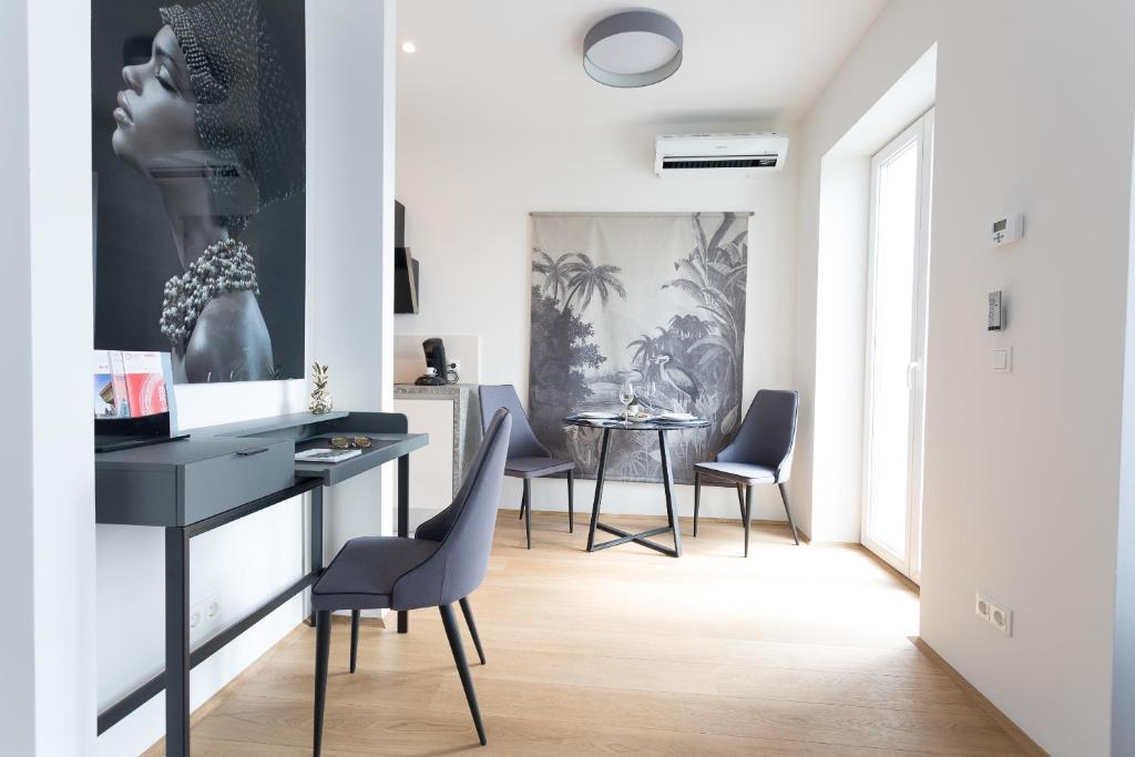 BOUTIQUE RESIDENCES at GAUDENZDORFER - 12