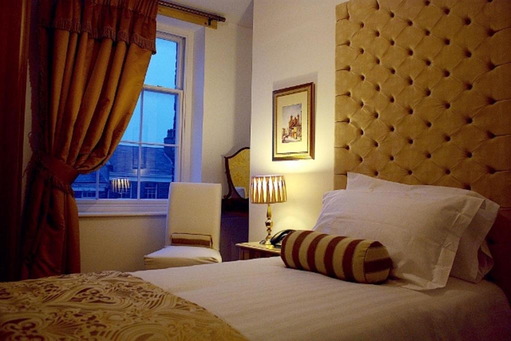 The Georgian Town House Hotel - Resim 25