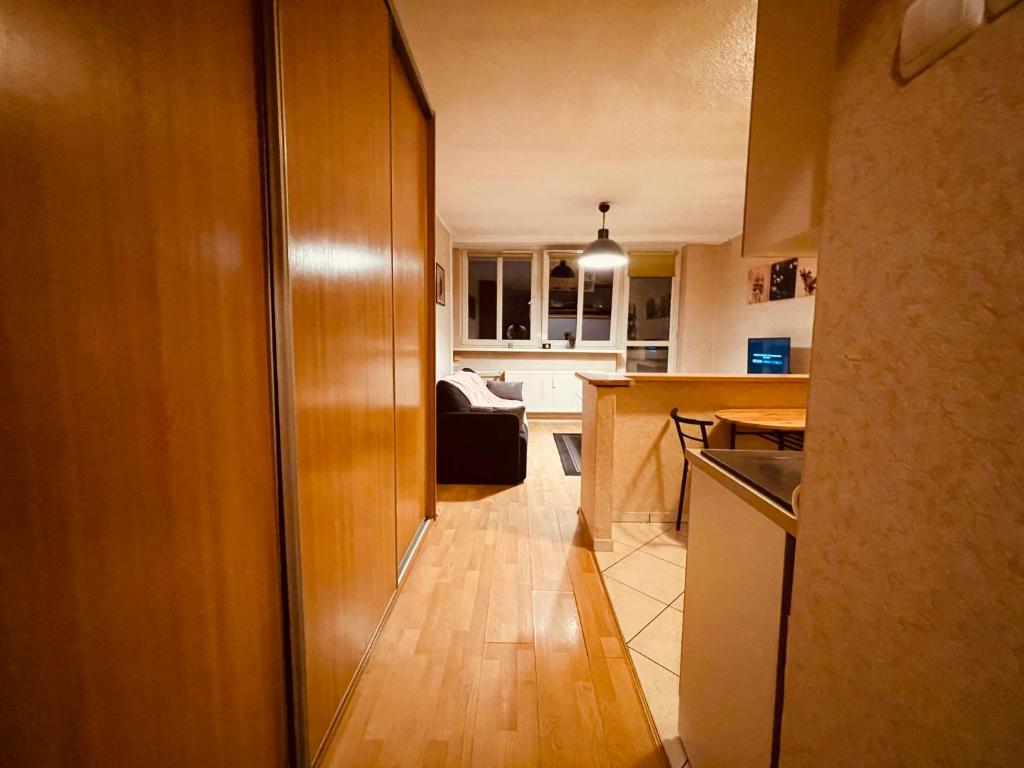 Fotografia z galérie ubytovania Apartamenty KTW Park Śląski Luksusowy PRL v Katoviciach