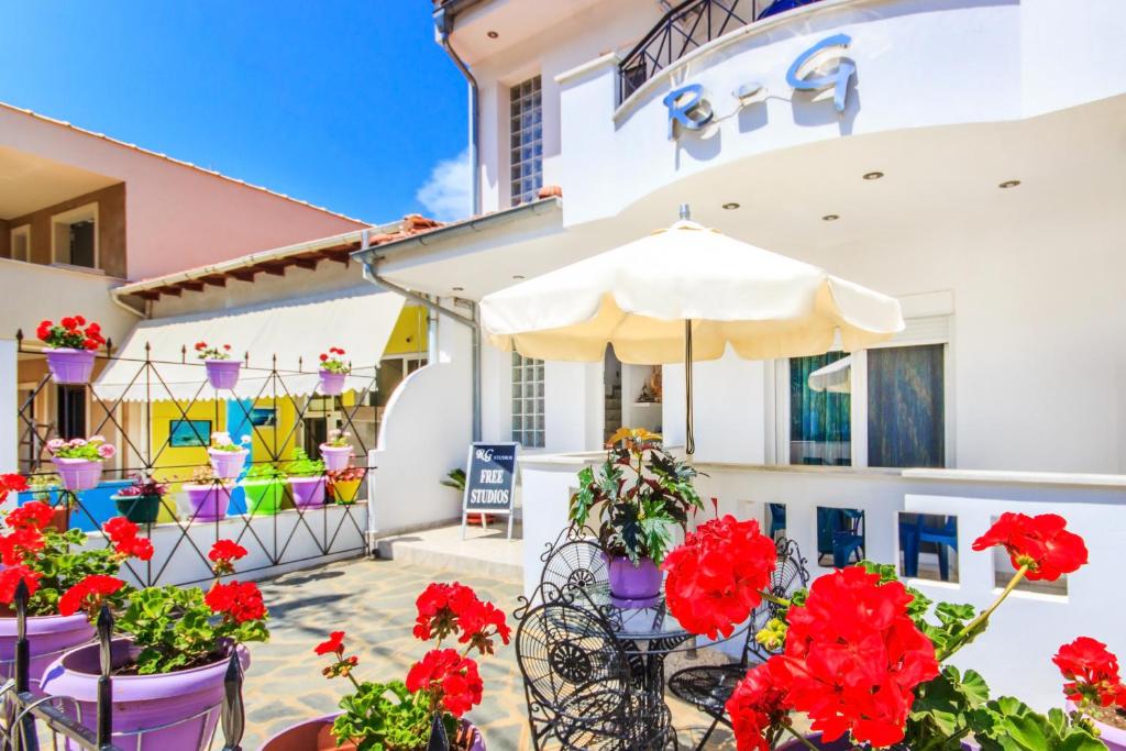 A balcony or terrace at RG Studios Thassos #5