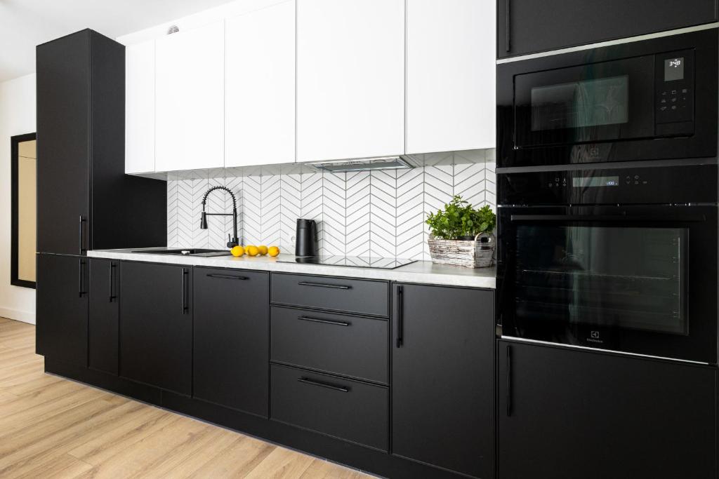 KOBIELA Luxury Aparthotel KTW City Center - Resim 45