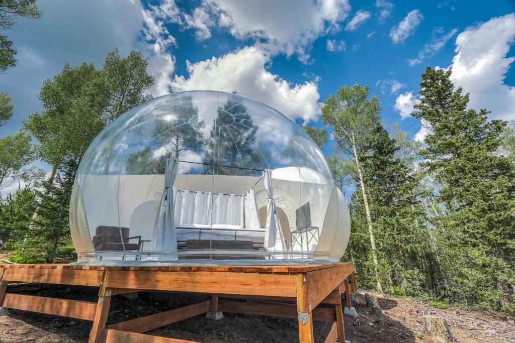 Vacation Home NEW Bubble Dome Mountain Views Near Cripple Creek, CO 