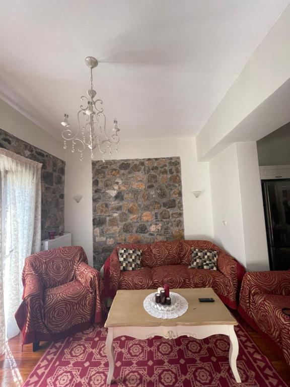 Część wypoczynkowa w obiekcie Stymfalia Cozy Village Guesthouse