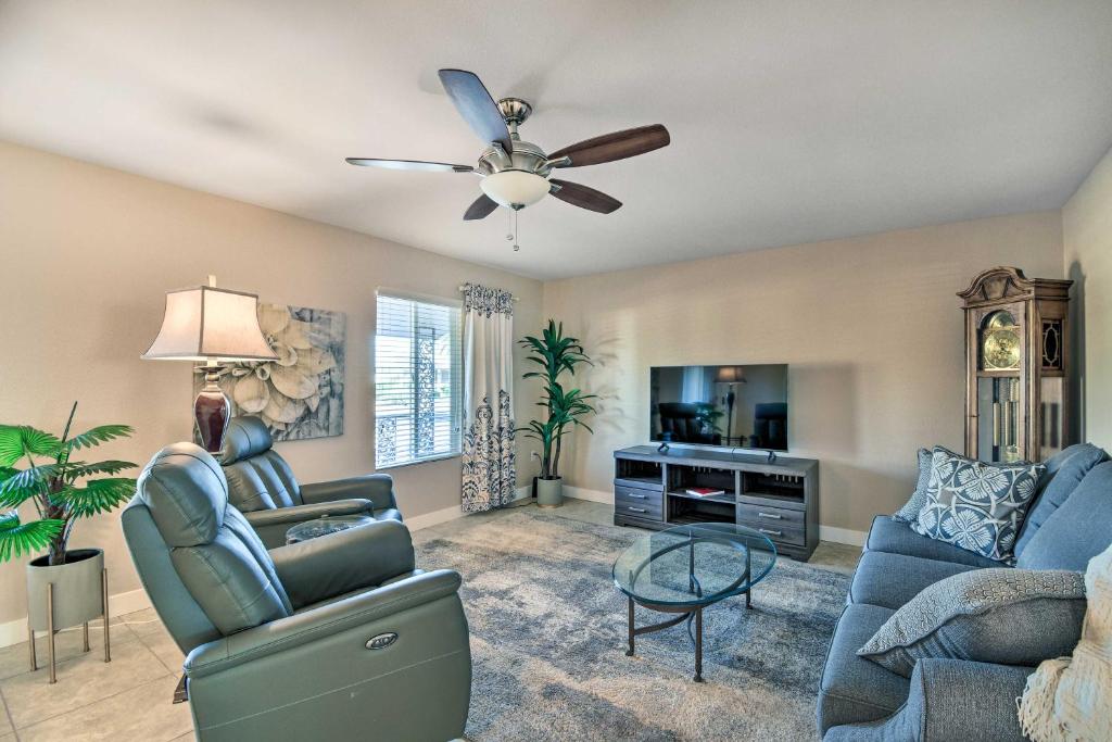 Quiet Sun City Home with Patio, Community Pool!, Sun City (updated