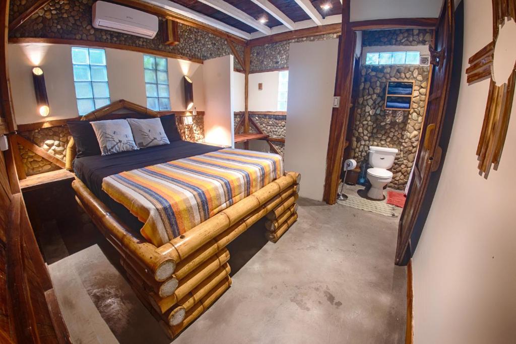 Postel nebo postele na pokoji v ubytování Vistamar Guest House