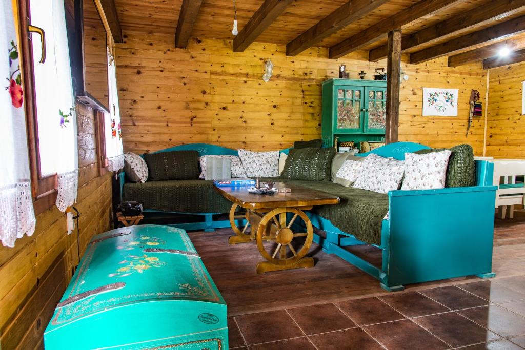 Posezení v ubytování Drvene kuće ŠUŠKA - Wooden Houses SUSKA