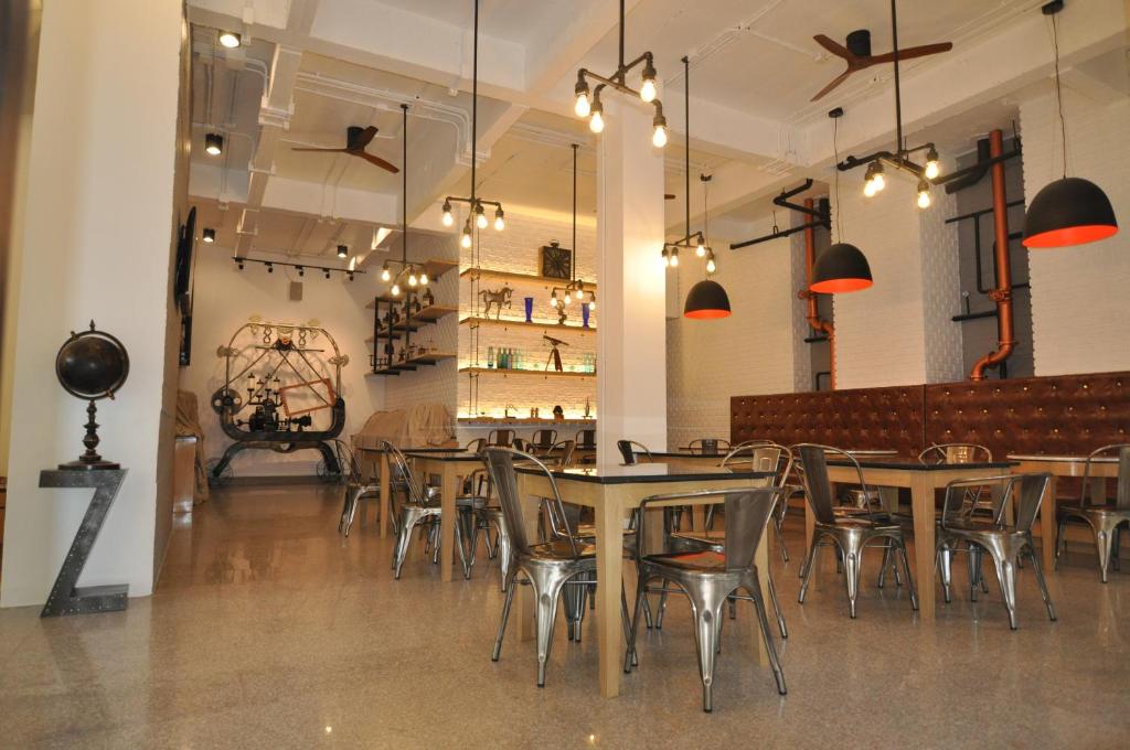 Forty Winks Phuket Hotel - Resim 13