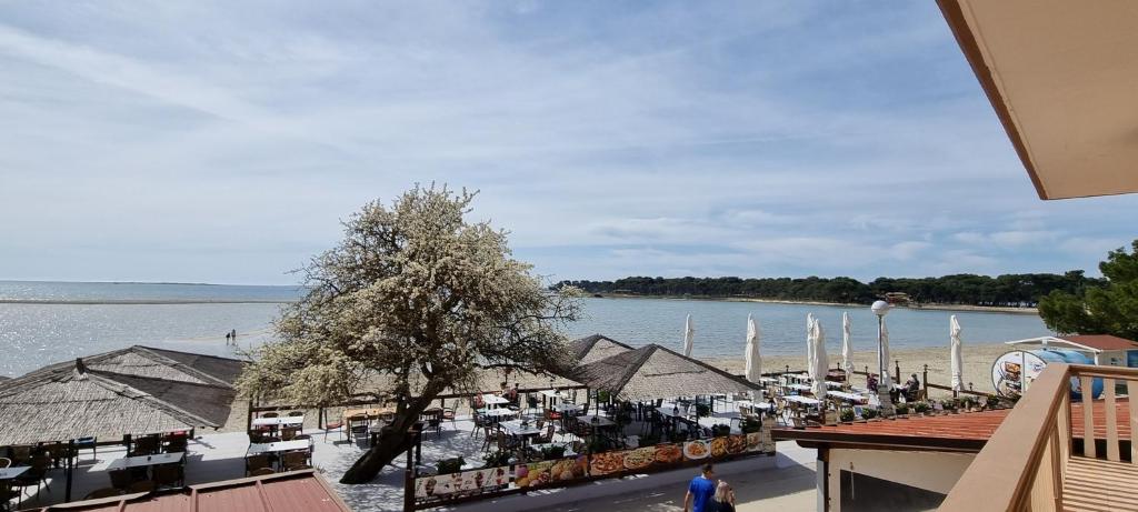 Zdjęcie z galerii obiektu SAND BEACH APARTMENT IDILA w Medulinie