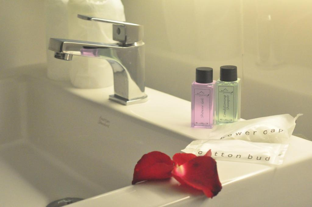 Forty Winks Phuket Hotel - Resim 45