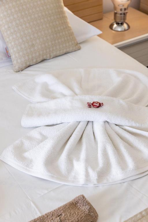 Panos Luxury Studios - 9