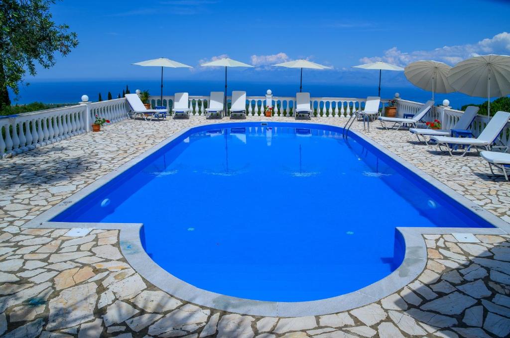 Villa Kitrini stunning views, a home away from home, near Kassiopi